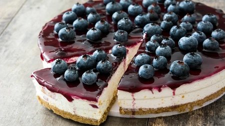 Cheesecake, rețetă simplă. Cum să te bucuri de un deliciu cremos și ușor de preparat