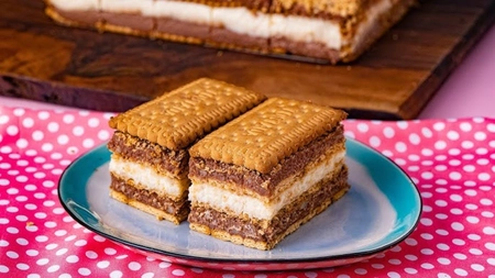 Cea mai bună cremă pentru tortul de biscuiți. Ușor de făcut!