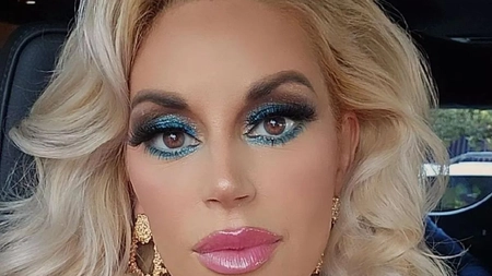 Marcela se injectează cu sângele fiului pentru a rămâne tânără! Următoarea va fi bunica băiatului!