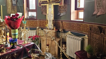 Tentativă de jaf la o cunoscută biserică din Pașcani! A intrat, prin efracție, în lăcașul de cult și a încercat să plece cu banii din cutia milei: „Am văzut pe camerele de supraveghere că era un singur bărbat”