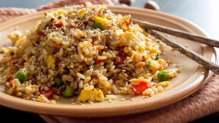 Orez chinezesc. Cum să aduci gustul asiatic în bucătăria ta cu rețete delicioase și sănătoase