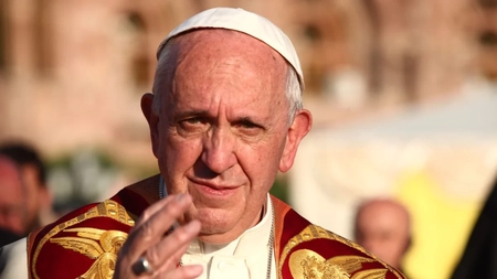Averea secretă a Papei Francisc. Cum a refuzat salariul Vaticanului și a donat totul celor nevoiași