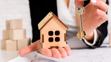 Piața imobiliară în 2025, afectată de valul de concedieri! Ce se întâmplă cu prețurile locuințelor