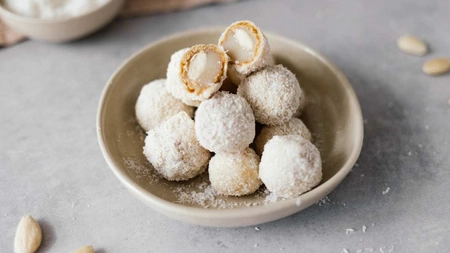 Prăjitură Raffaello originală. Rețeta nu necesită coacere!