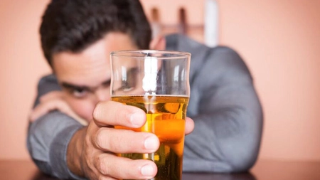 Recordul de alcoolemie de la UPU Iași ar putea fi, de fapt, o greșeală! Un medic legist explică situația: „Aproape cu certitudine este vorba de o eroare de recoltare”