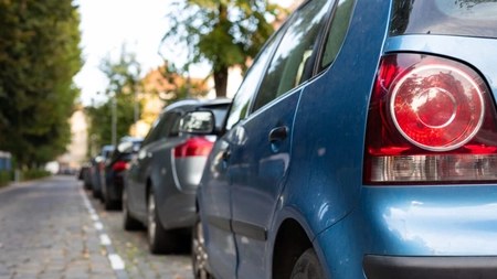 Taxă pentru șoferii români care dețin mai multe mașini! Câți bani trebuie să scoată din buzunare posesorii auto