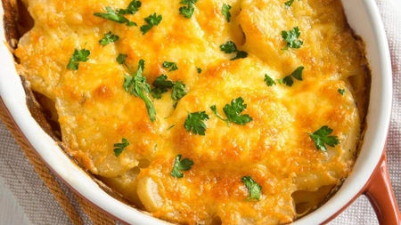 Cartofi franțuzești în varianta românească. Un deliciu culinar!