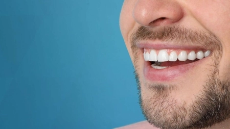 Coroane de zirconiu, dezavantaje. Care este cel mai potrivit material pentru tine