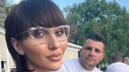 Beni, comportament grosolan față de Dana Roba. Ce îi făcea bărbatul make-up artistei