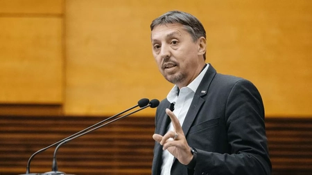 Noile modificări ale Educaţiei, dezbătute astăzi la Iaşi de ministrul Daniel David