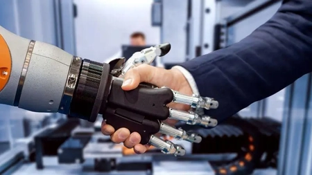 Un alt loc de muncă va fi înlocuit de Inteligența Artificială! Câți angajați vor fi concediați