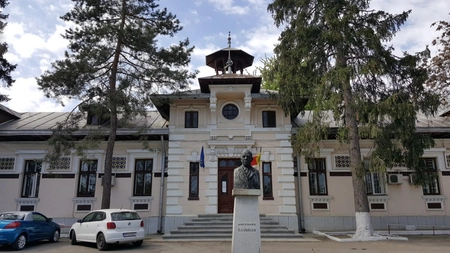 Aceștia sunt medicii de la Institutul de Psihiatrie „Socola” Iași cu cele mai mari averi! Șefii de clinică dețin numeroase imobile și autoturisme