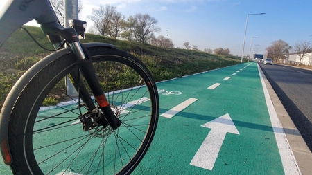 Primăria Ungheni cheltuie peste 3,1 milioane de lei pentru amenajarea pistelor pentru biciclete! Administrația publică locală caută firme pentru realizarea proiectului