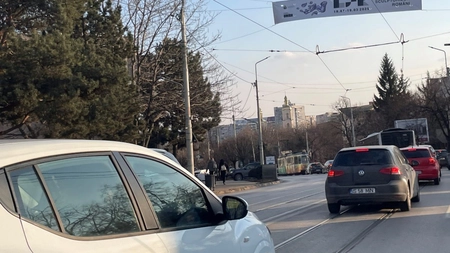 Încă un șantier uriaș se va deschide în Iași! Dispare linia de tramvai din fața Palatului Culturii. Parcarea din fața Teatrului Național va fi desființată