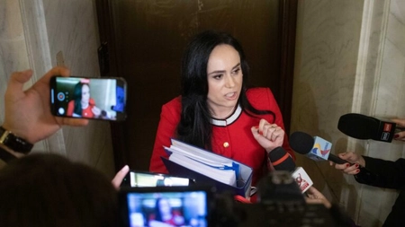 Scandal uriaș! PSD-ista Simona Bucura Oprescu a fugit când a fost întrebată despre pensiile românilor