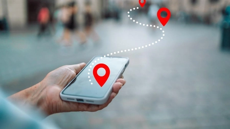Știați că telefonul vă urmărește în secret cu ajutorul a trei setări? Iată cum să le dezactivați