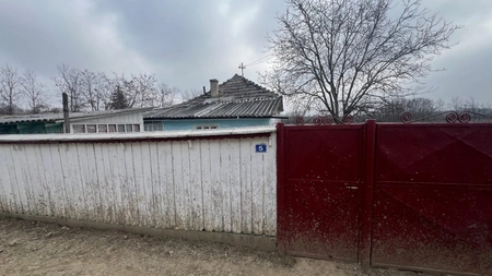 Tragedie în Prisăcani: O femeie de 89 de ani a fost găsită moartă în casă. Sătenii vorbesc despre un atac violent
