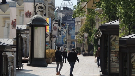 Patronii acestui magazin din Iași ascund o poveste incredibilă. Iată cum au ajuns să-și deschidă o afacere în centrul Iașului