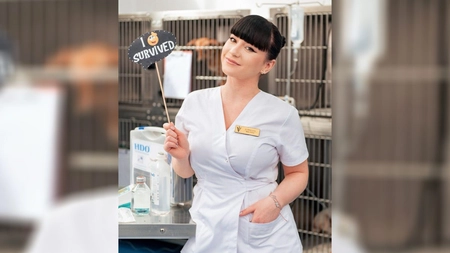 Orice suflet și-ar dori să fie animalul de companie al Laurei, un medic din Iași. Bruneta face furori în toată lumea. Curând, pleacă în Singapore. Iată cine va beneficia de răsfăț