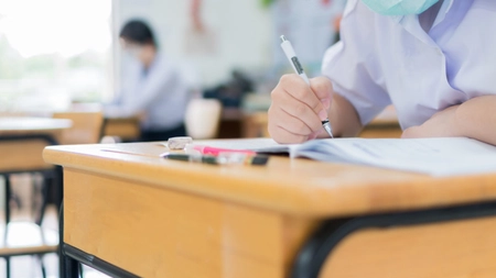 Rezultatele la simularea de la Evaluarea Națională 2025 vor fi prezentate elevilor pe 31 martie