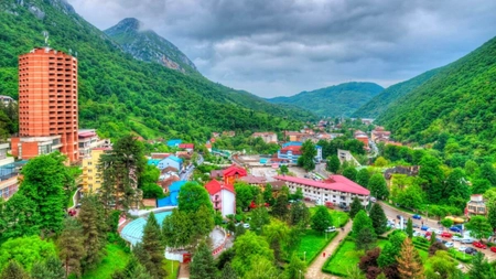 Băile Herculane, tratament pentru pensionari. Ce alte stațiuni balneare poți vizita în România