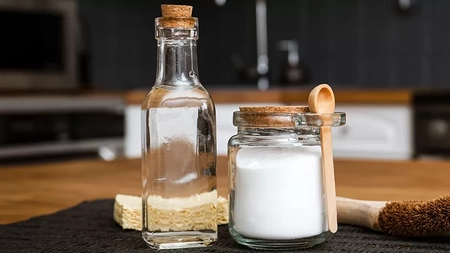Este bicarbonatul de sodiu bun pentru refluxul gastroesofagian? Remedii naturiste pentru arsuri stomacale