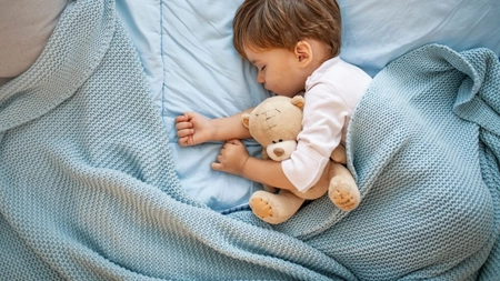 Muzica de adormit copii – Efectul incredibil pe care îl are în dezvoltarea lor