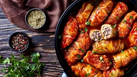 Sarmale cu carne de porc. Perfecte pentru mese în familie