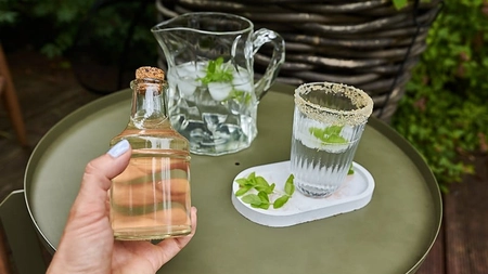Sirop de mentă cu miere – Cum se prepară și ce beneficii are