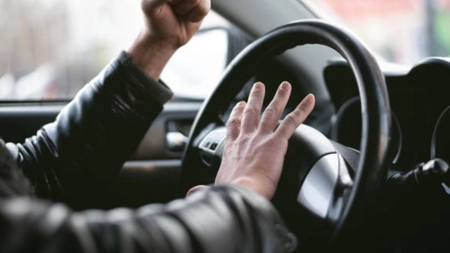 O nouă lege pentru șoferii agresivi în trafic! Ce sancțiuni drastice se aplică