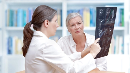 Tratament pentru atrofie cerebrală. Care sunt cauzele degenerării progresive a creierului și cum trebuie să intervii pentru a îmbunătăți funcțiile cognitive