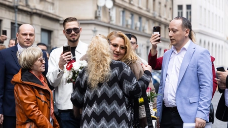 Diana <em class='ep-highlight'>Șoșoacă</em>, europarlamentar și președinte S.O.S. România: „Ne-ați anulat dreptul de a avea opinie, de a ne exprima, de a gândi”