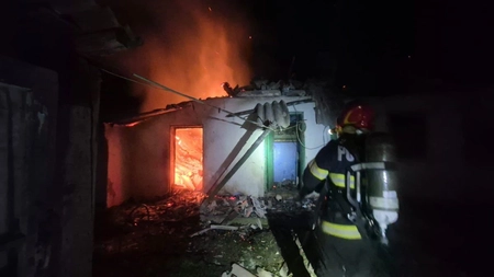 Incendiu în Iași! Focul a izbucnit din cauza unei țigări