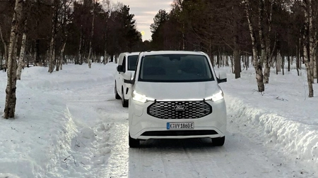 Tehnologia care ajută vehiculele electrice Ford să parcurgă mai mulți kilometri iarna. Soluția inovatoare Ford Pro și impactul asupra pieței de piese auto din România – Piese-Ford.ro