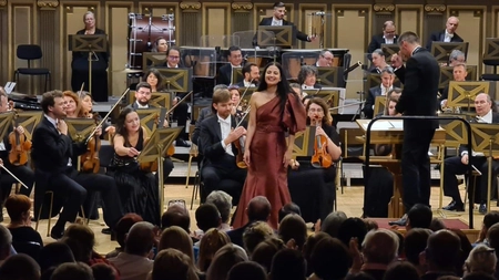 Soprana Teodora Gheorghiu și pianistul Sergiu Tuhuțiu, în recital la Palatul Culturii din Iași. Evenimentul face parte din seria evenimentelor Concert la Palat