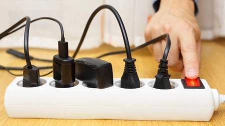 Aparatul din casă care triplează factura la curent! Ce poți face pentru a reduce consumul la energie