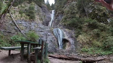 Cascada Duruitoarea, o minune a naturii. Iată de ce trebuie să o vizitezi