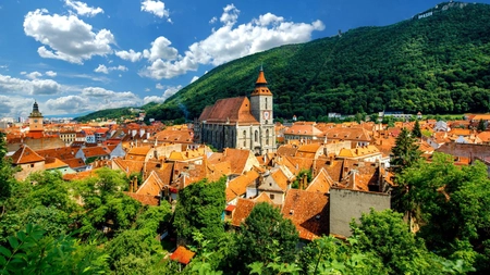 Cel mai frumos oraș din România! Destinația turistică i-a cucerit pe străini