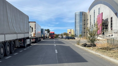 Noi construcții vor fi edificate pe bulevardul Poitiers! Proiectul inițiat de nepotul unui primar PNL din județ cuprinde hale de producție și parcare subterană