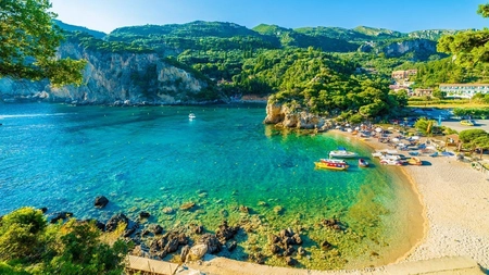 Plaje Corfu. Descoperă cele mai frumoase locuri ale insulei greceşti