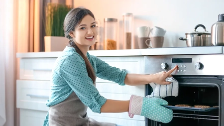 Cuptor electric cu plită, avantaje și dezavantaje. Care este consumul și cum se întreține corect