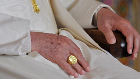 Secretul Inelului Pescarului. De ce trebuie distrus după moartea Papei și cum a rupt Suveranul Pontif o tradiție de 800 de ani