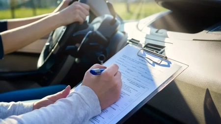 Acești șoferi nu vor mai fi obligați să dea examen! Se schimbă regulile pentru obținerea permisului de conducere