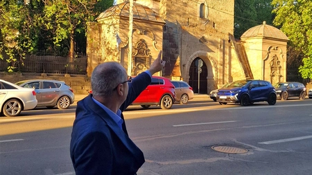Deputatul AUR de Iași, prof. univ. dr. Silviu Gurlui, solicită protejarea și restaurarea Turnului cu Ceas de la Spitalul „Sf. Spiridon” Iași