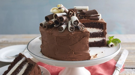 Tort de ciocolată cu mascarpone – Ideal pentru orice aniversare sau ocazie specială