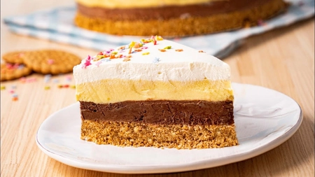 Tort Kinder, fără coacere – Rețetă simplă și delicioasă, ideală pentru ocaziile speciale