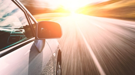 Un tânăr de 24 de ani a fost prins circulând cu 223 km/h pe Autostrada A1. Cum a fost sancționat
