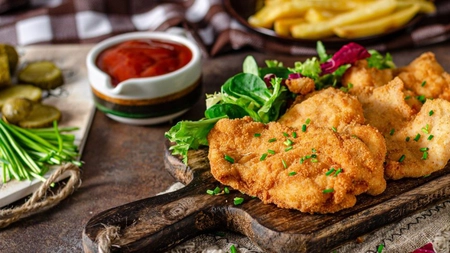 Cum poți face șnițel Palermo de pui cu parmezan și crustă crocantă? Iată cum să alegi carne de cea mai bună calitate!