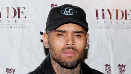 Chris Brown, din nou în fața justiției! Artistul deține un istoric alarmant de violențe și probleme cu legea