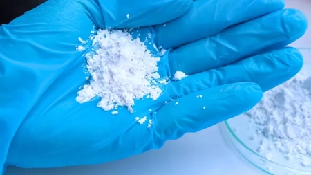 Preparare acid boric, rețete ușoare cu apă, zahăr sau glicerină! Află ce se potrivește cel mai bine cu el în funcție de utilizare!